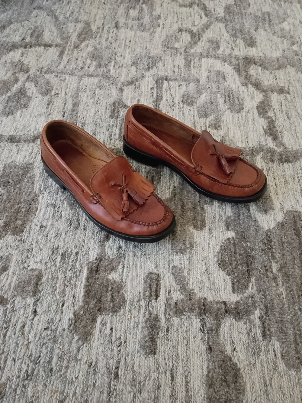 G.H. Bass Weejuns Women’s Leather Kiltie Tassel Loafers - Cognac Brown  Size 6.5